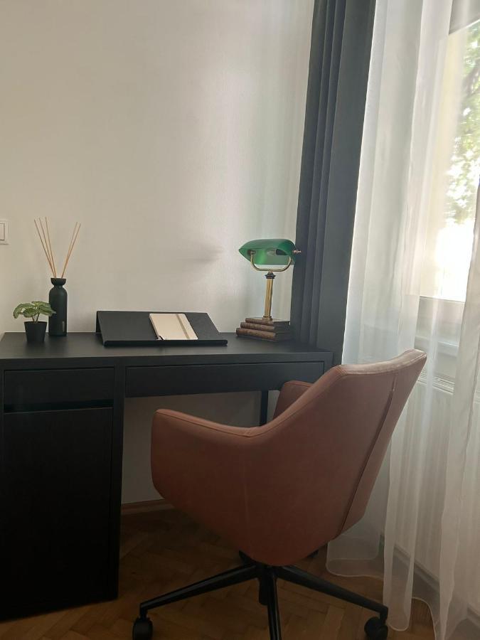 Apartment 5 Min Schoenbrunn Gloriette, Direct To City Center, Free Parking Wien Ngoại thất bức ảnh